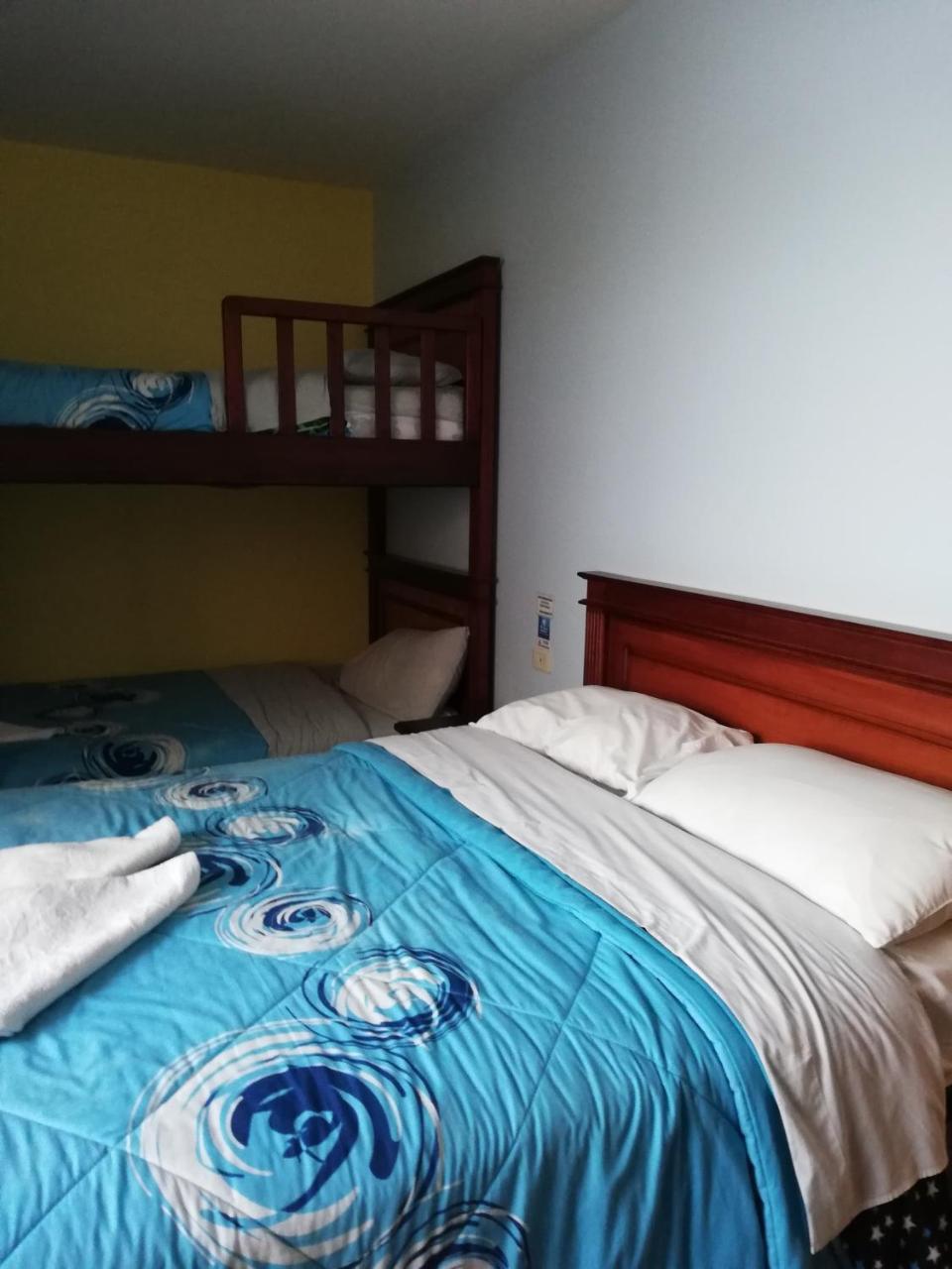 Club Ejecutivo Hotel Banos  Bagian luar foto